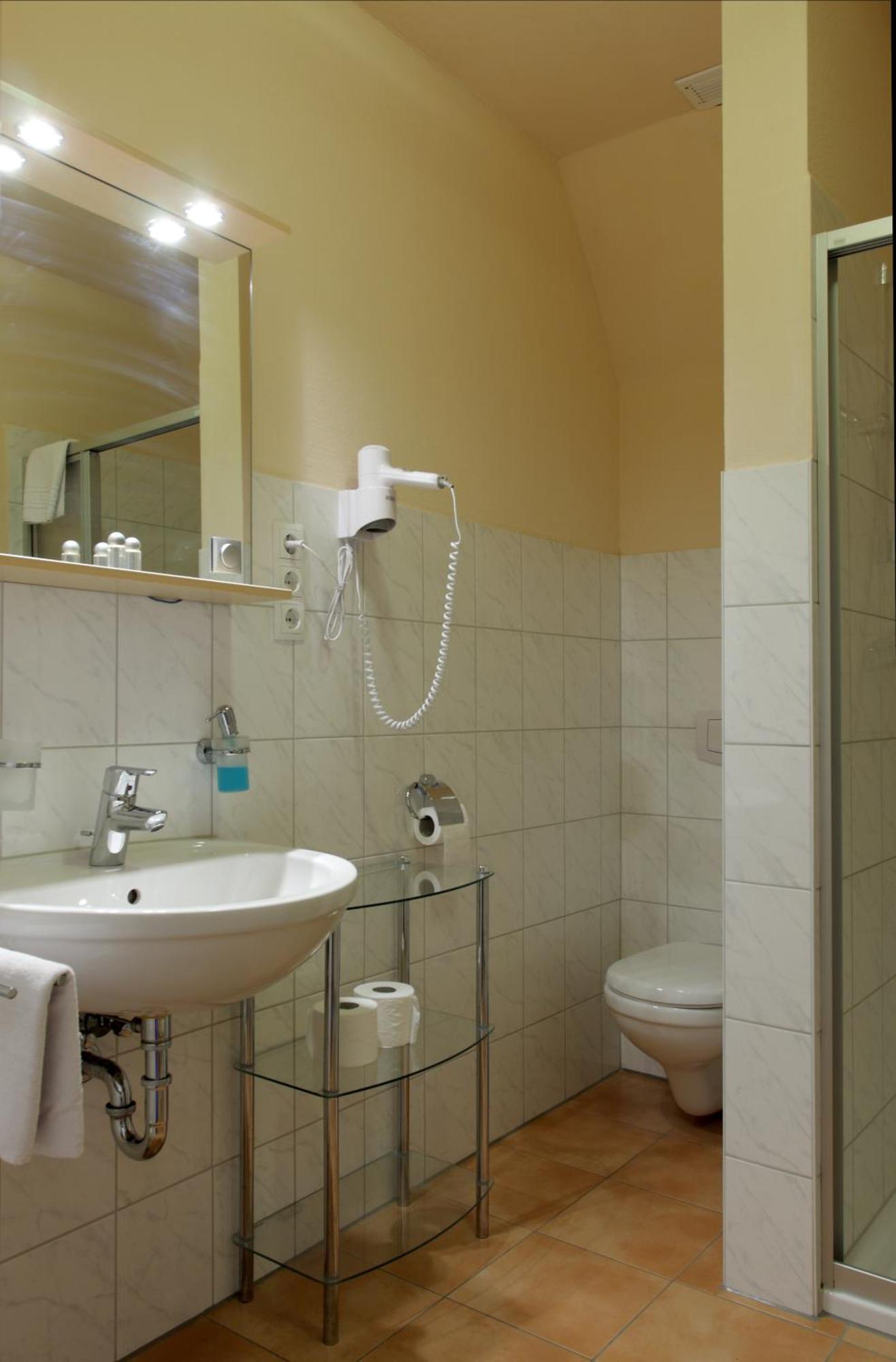 Hotel Linde Pfalz Silz  Luaran gambar