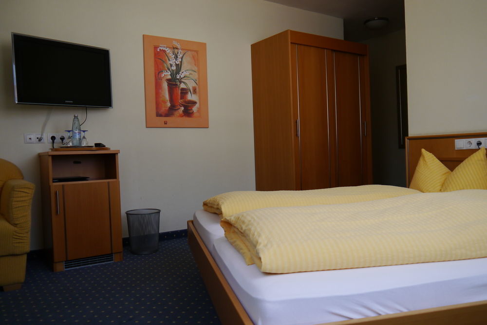 Hotel Linde Pfalz Silz  Luaran gambar